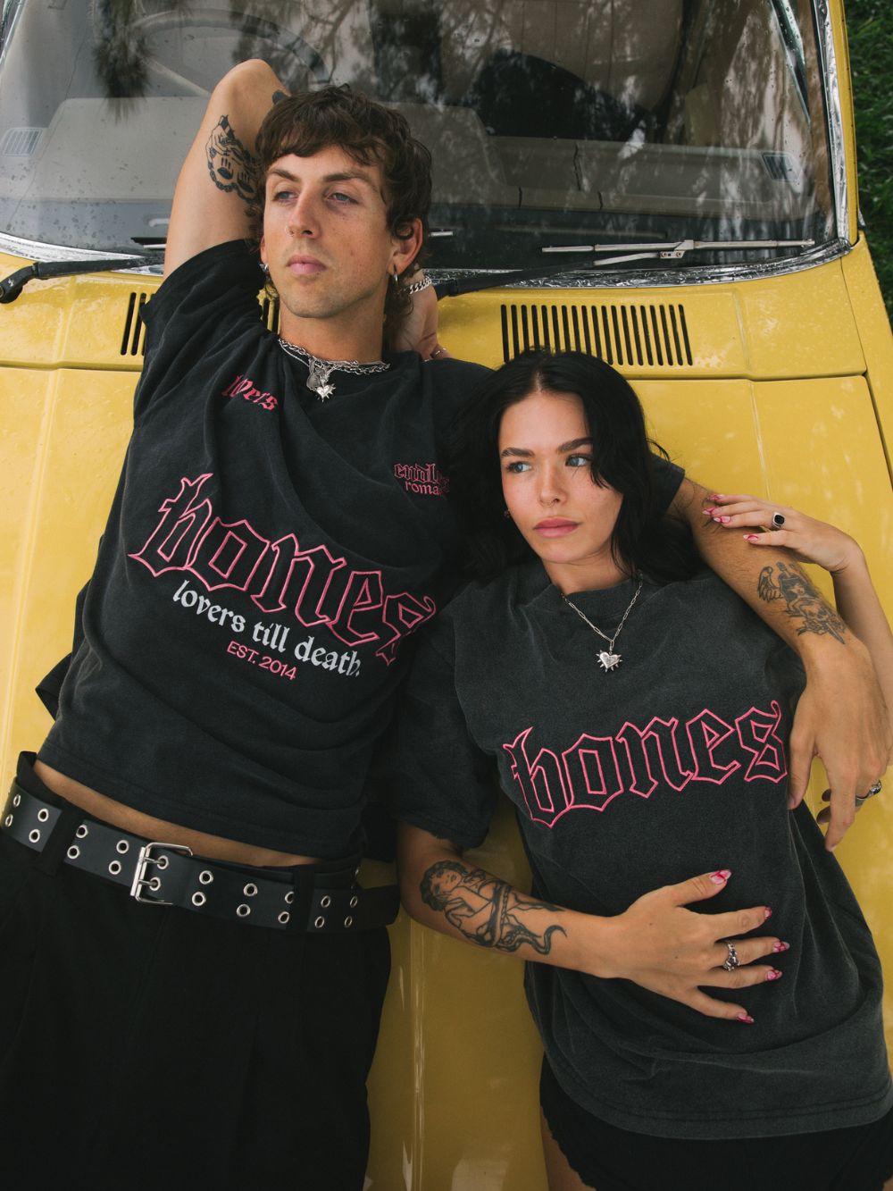 Billy Bones Club - The Endless Tee in Vintage Black/Pink