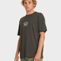 RVCA - Textfull SS T-Shirt in Pirate Black