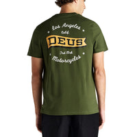 DEUS - Memento Tee in Cypress Green