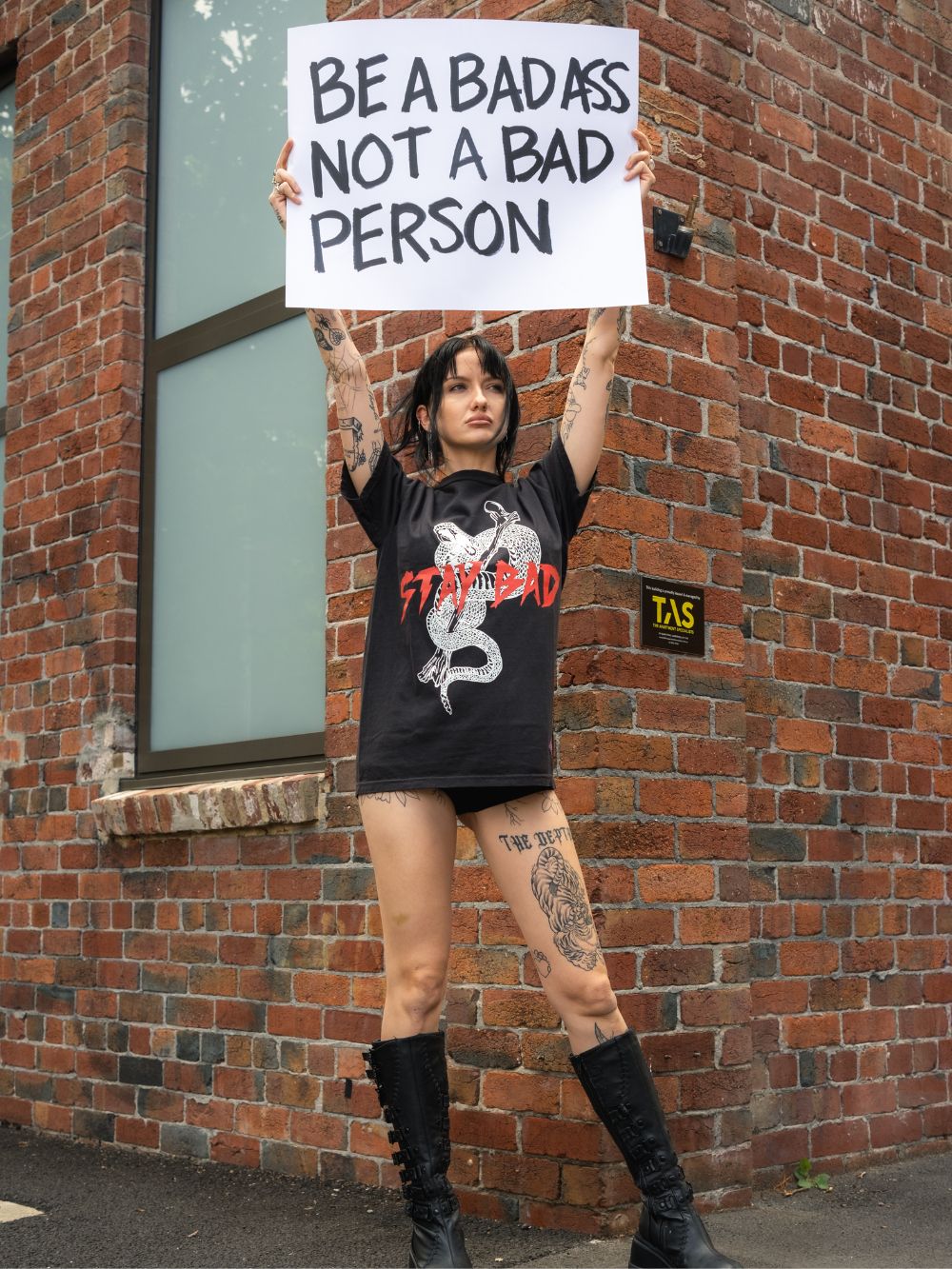 Billy Bones Club - Stay Bad Tee in Vintage Black
