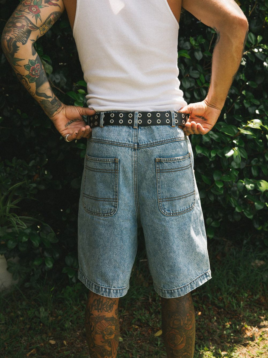 Billy Bones Club - Five Finger Denim Short in Washed Blue