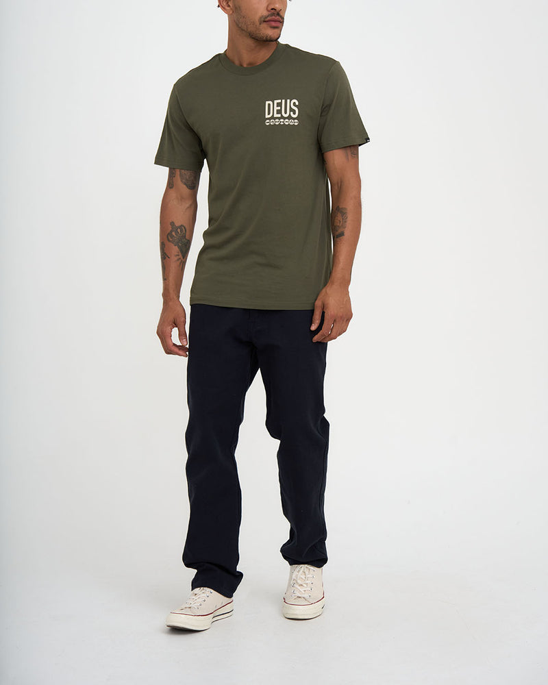 DEUS - Inline Tee in Clover