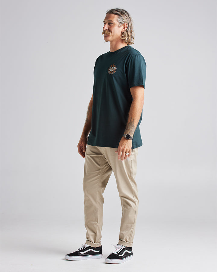 The Mad Hueys - Kraken Some Tins SS Tee in Pine Green