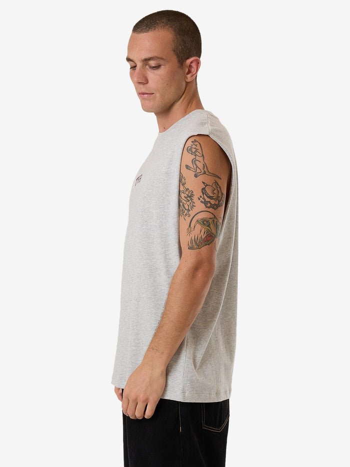 Thrills - Roosevelt Merch Fit Muscle Tee in Snow Marle